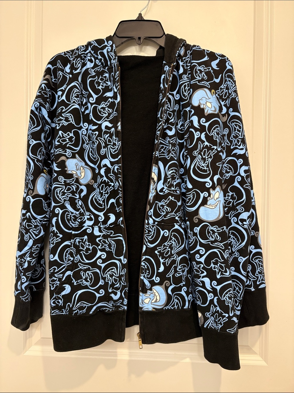 Tokyo Disney Large Black Hoodie with Light Blue Aladdin Genie Pattern